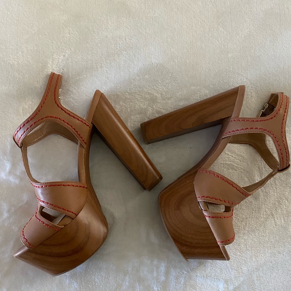 Jessica Simpson Lather Platform Heels